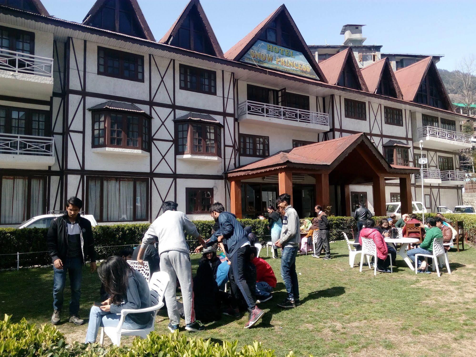 Hotel Snow Princess Manāli Exterior foto